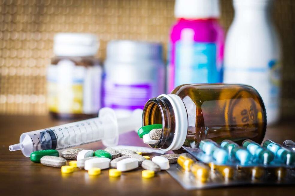 A mellkasi gerinc osteochondrosisának gyógyszeres kezelése